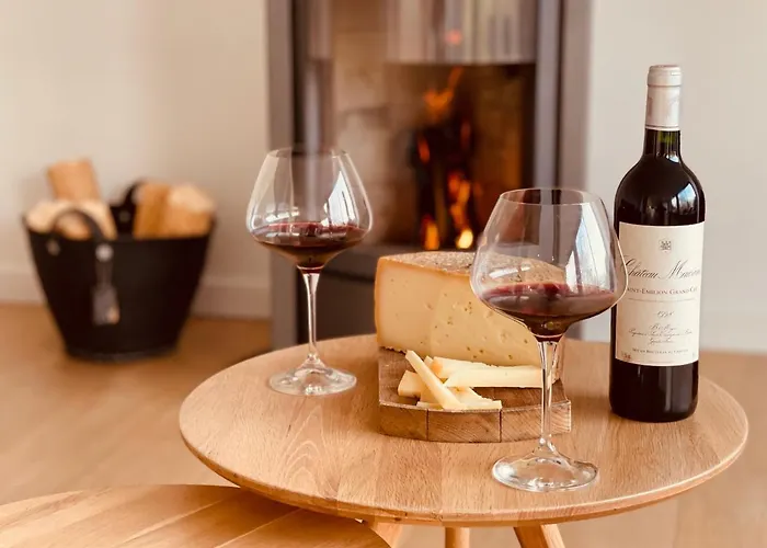 Apartment La Maison Rouge